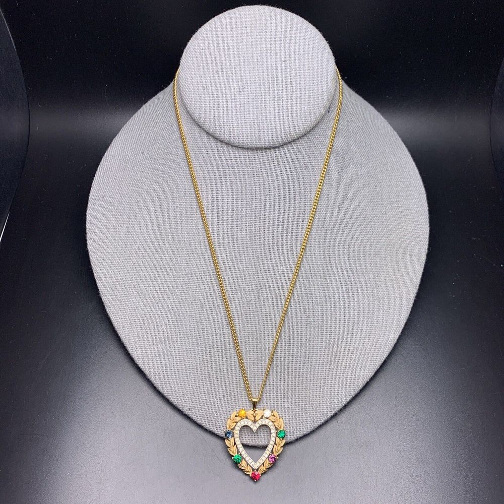 Crown Trifari Heart Pendant Necklace Gold Tone Multicolor Rhinestone Vintage - Picture 8 of 8